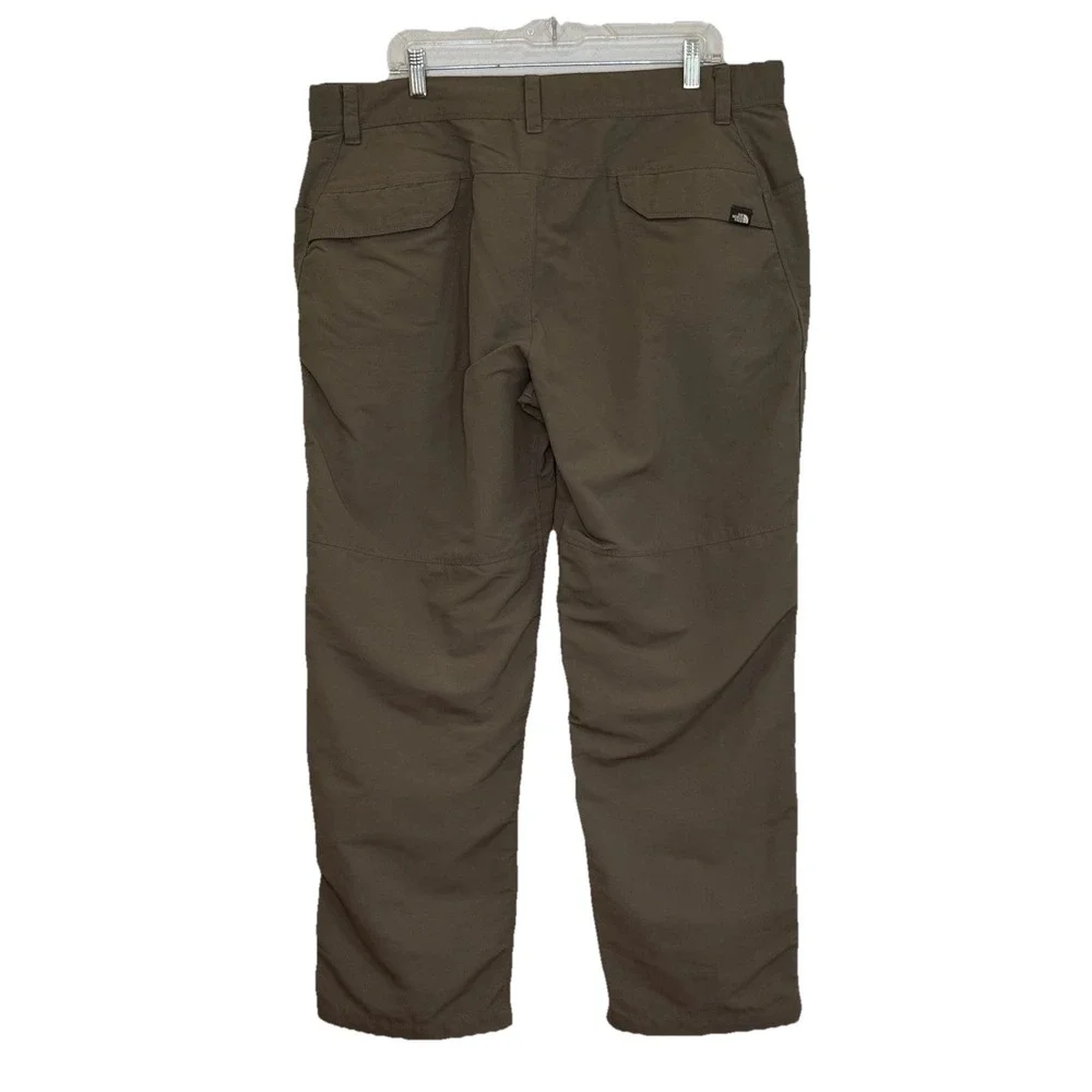 The North Face Paramount Traverse Pants Mens Size 40 Short‎ Brown Cargo Pockets